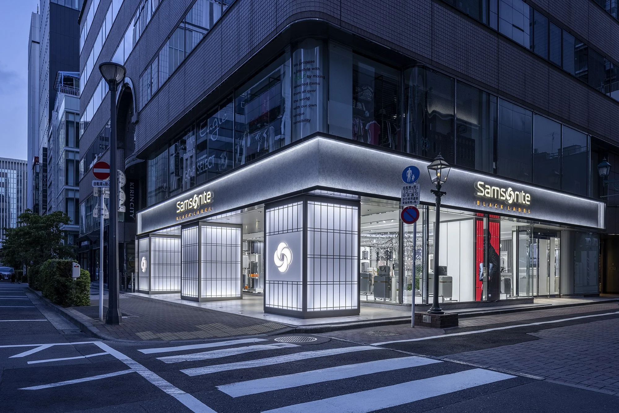 Samsonite BL ginza_photo 01.jpg