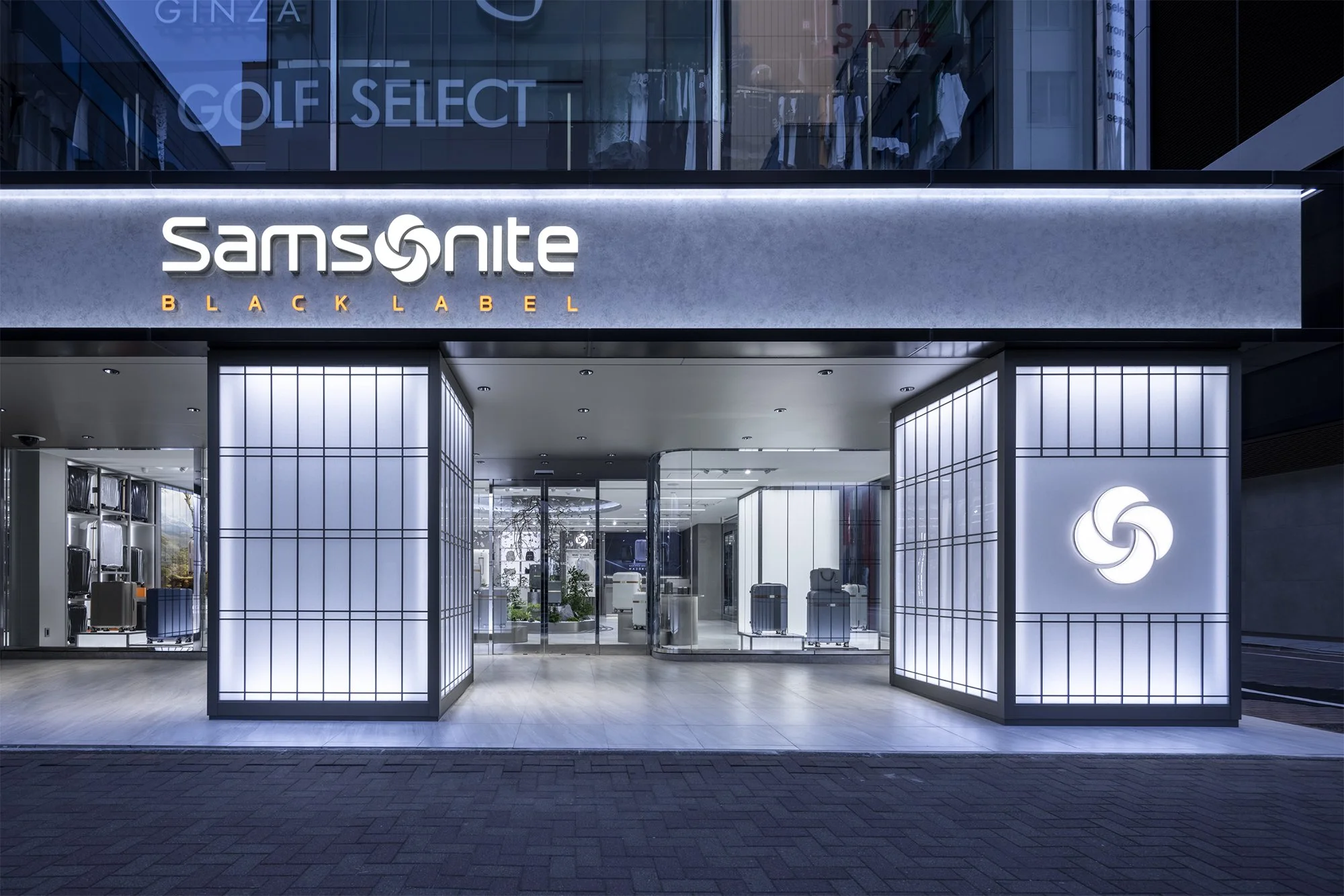 Samsonite BL ginza_photo 02.jpg