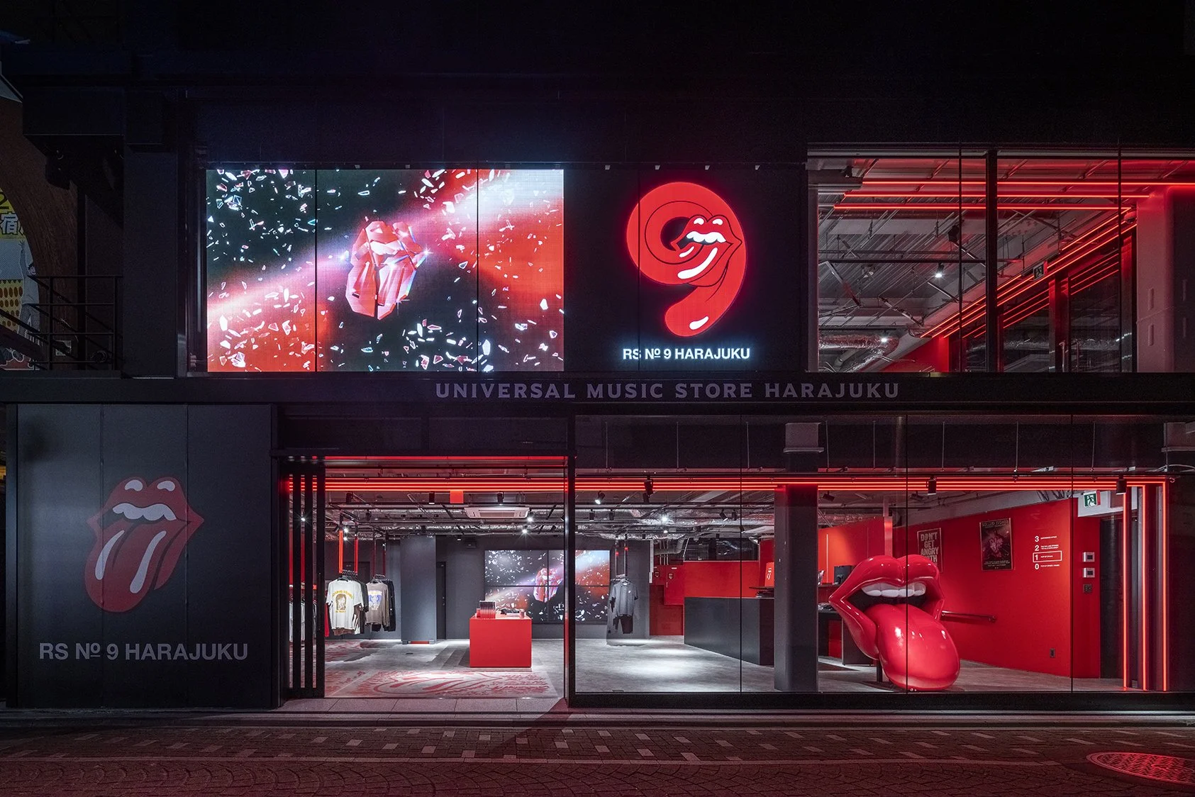 space_universal_music_store_harajuku_231108_001.jpg