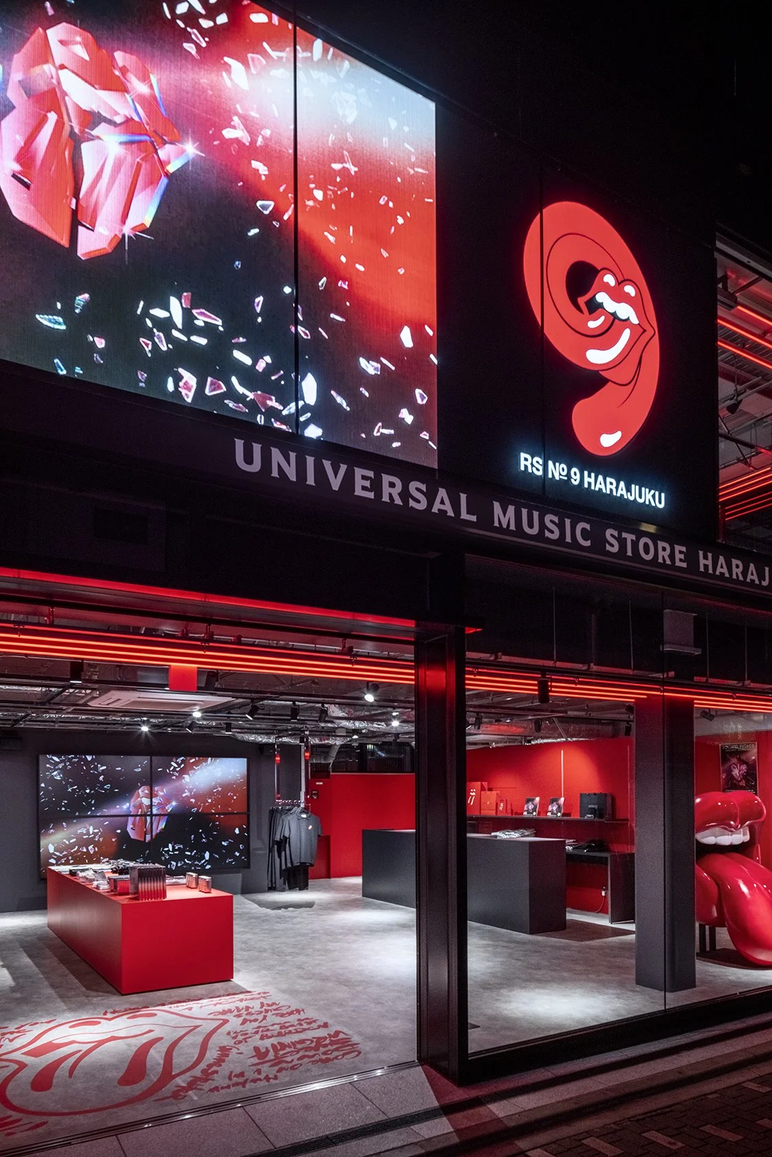 space_universal_music_store_harajuku_231108_004.jpg