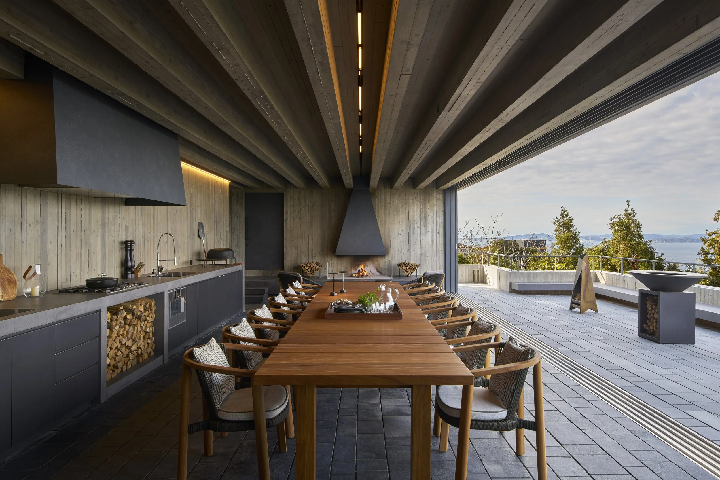 08_Outdoor Dining & BBQ Space.jpeg