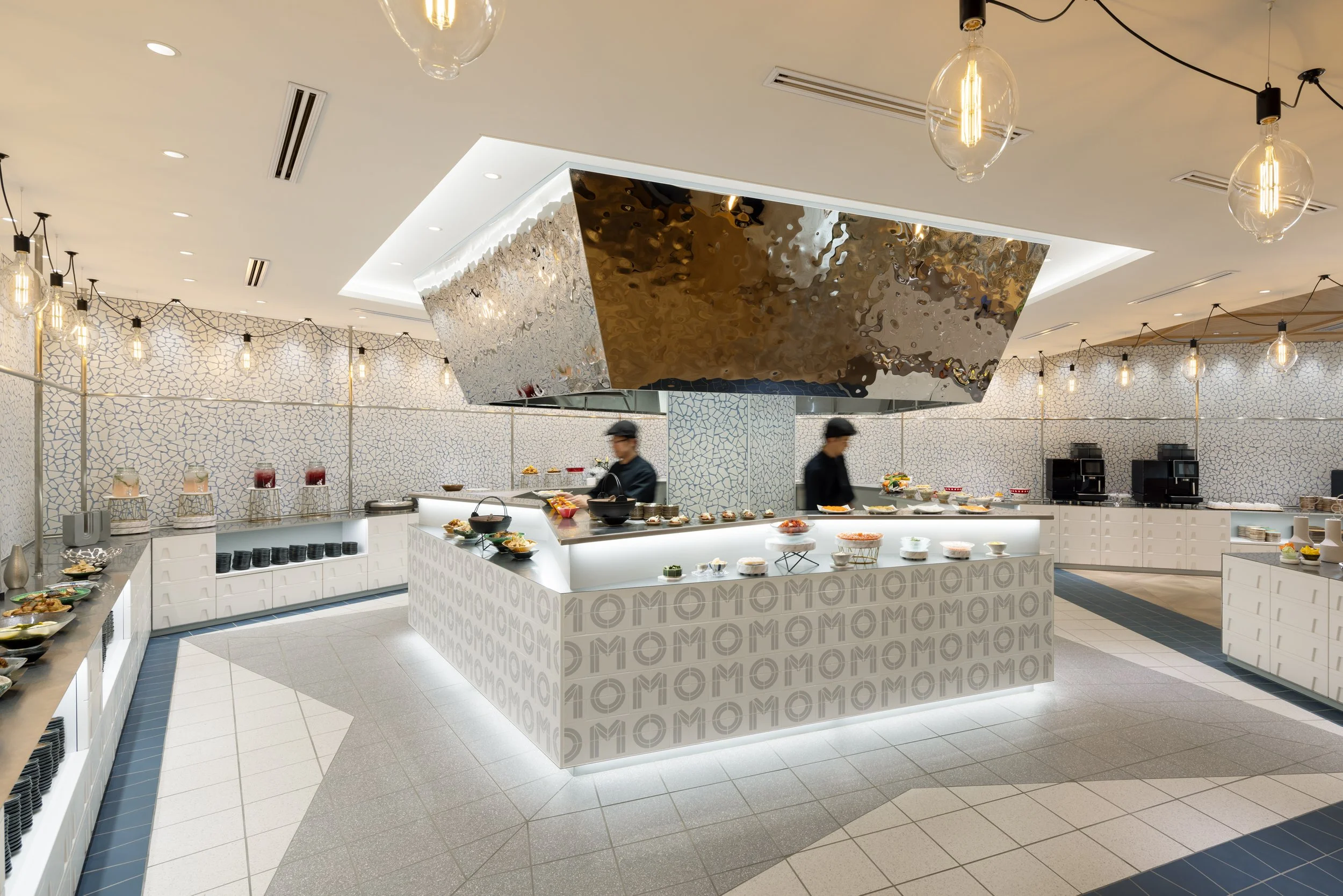 11_OMO5_hakodate_1F_LIVE KITCHEN.jpg