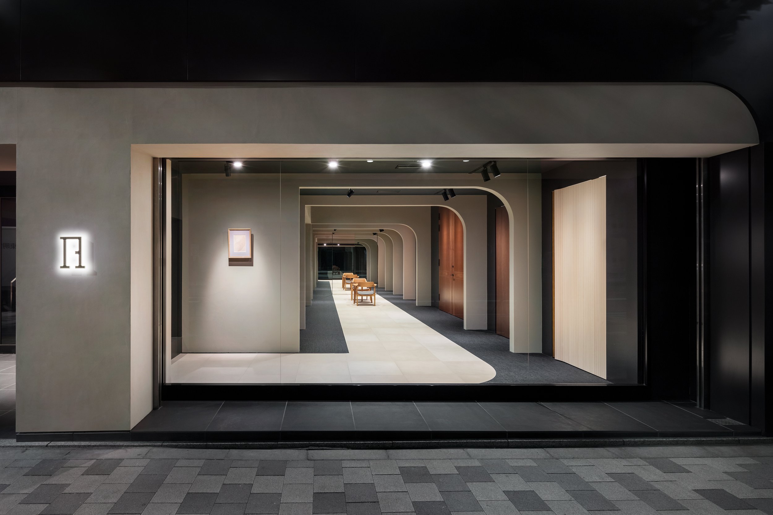 ABE galerie TOKYO_02.jpg
