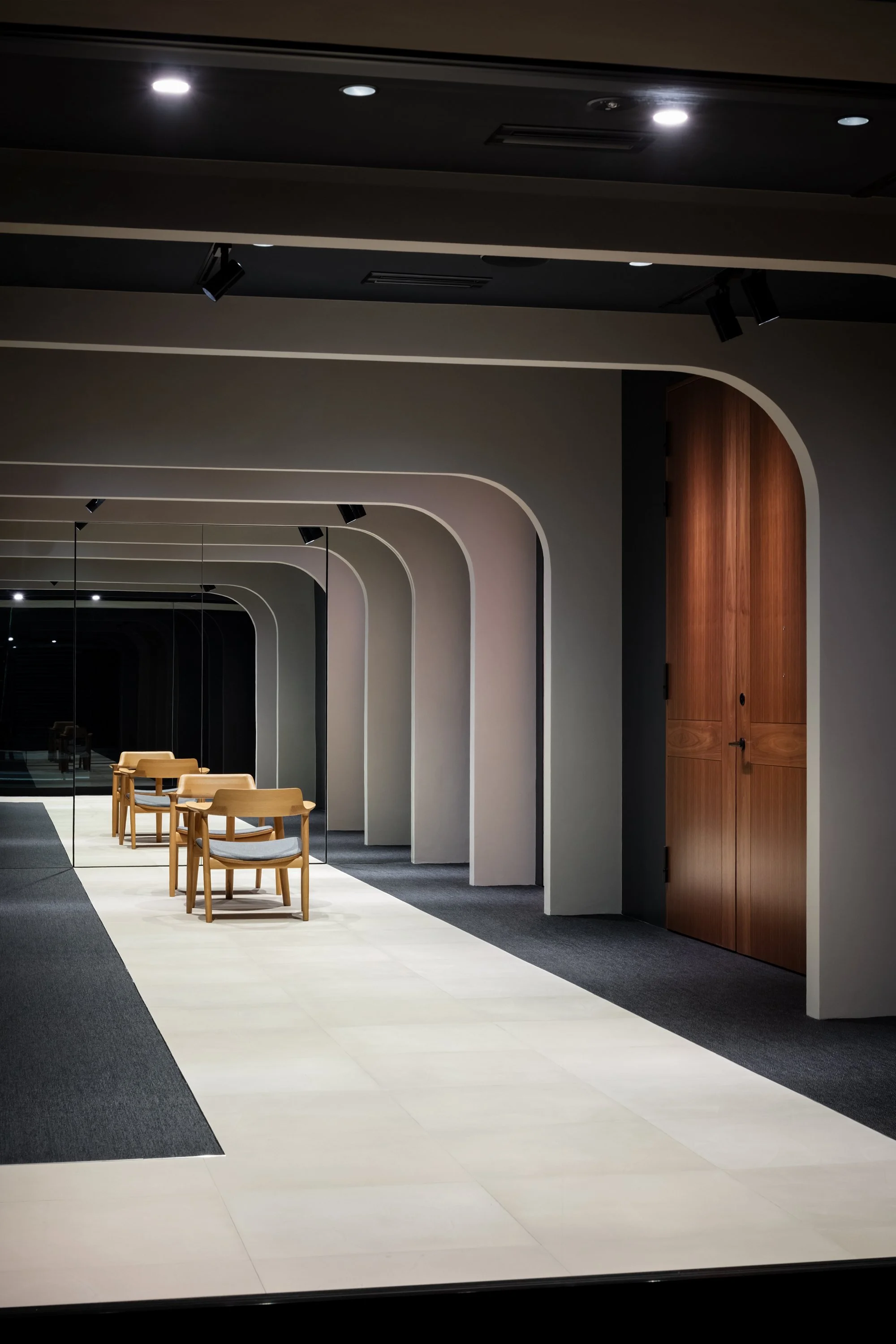 ABE galerie TOKYO_03.jpg