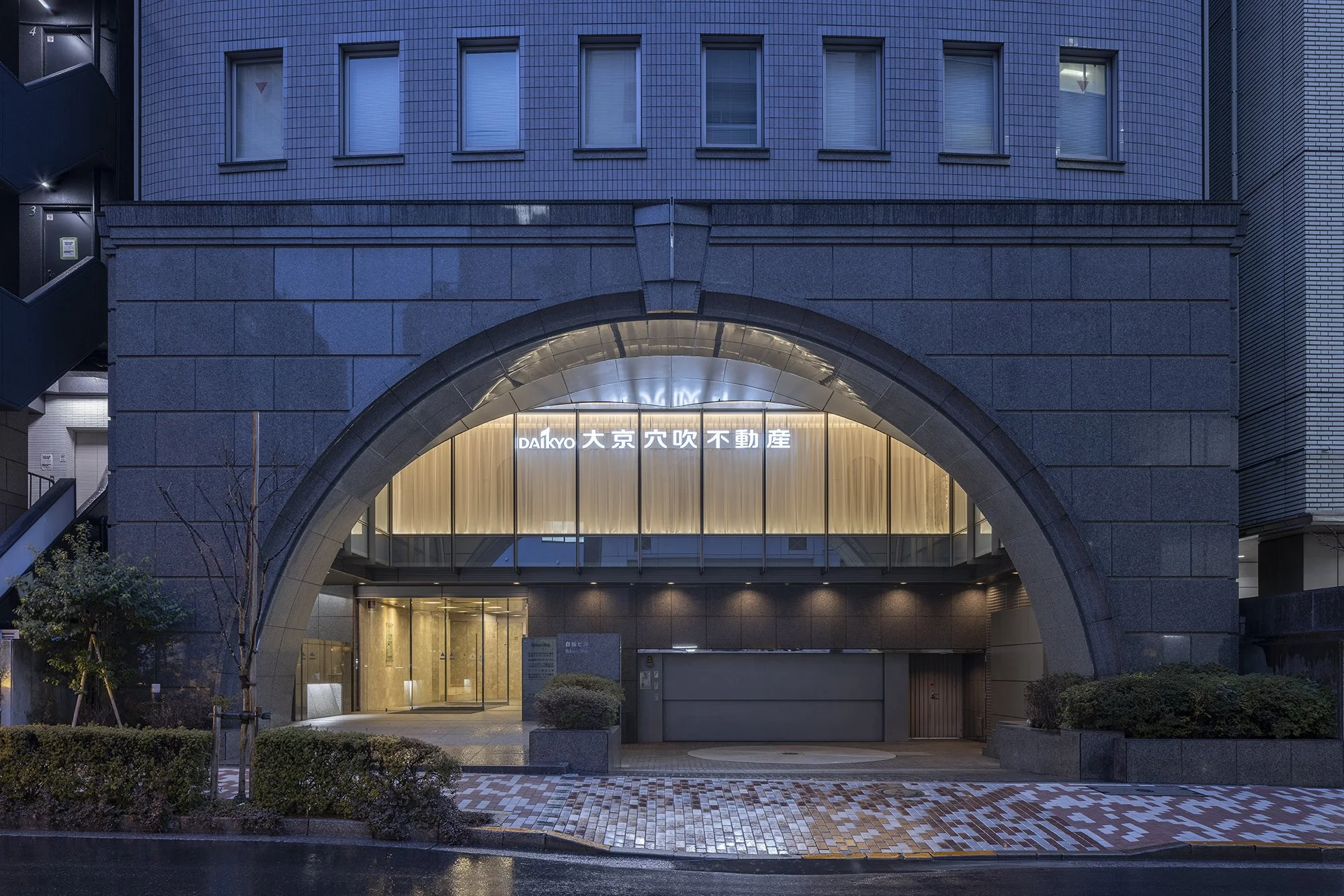 DAIKYO_ANABUKI_FUDOSAN_Bancho_Residence_Salon_01.jpg