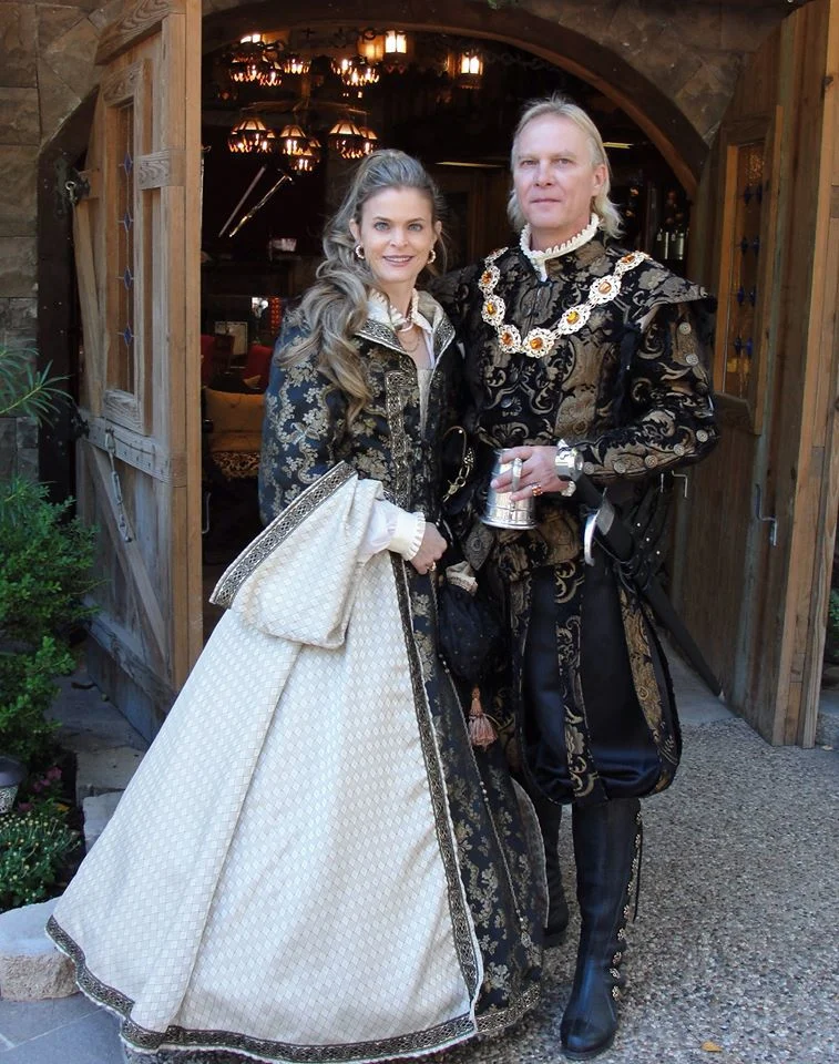 ann_and_marlowe.jpg