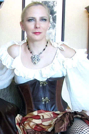 underbust_ann.jpg
