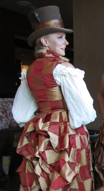 bustle_back.jpg