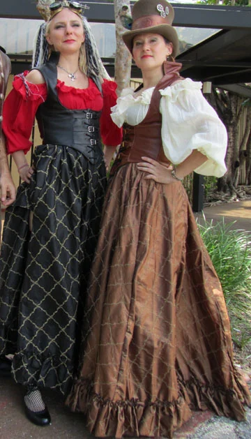 peek_a_boo_skirts.jpg