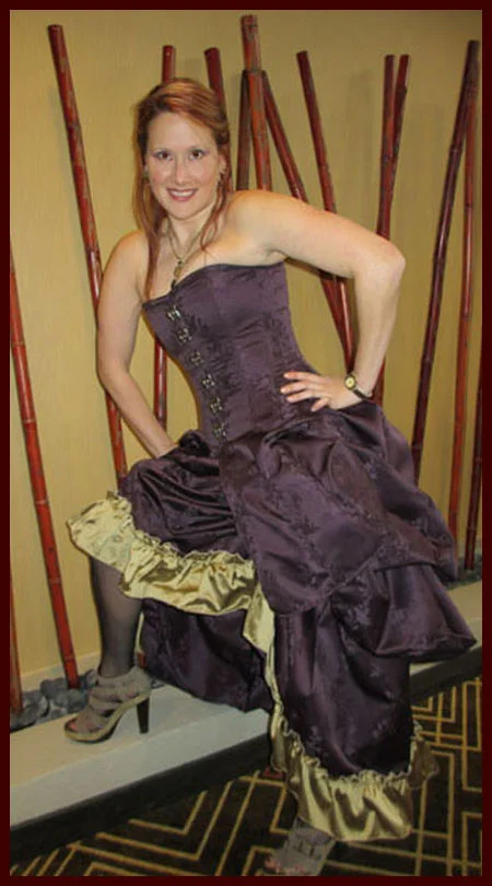 corset_bustle_outfit.jpg