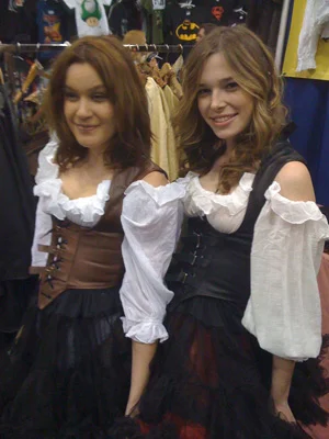 buckle_bodice_twins.jpg