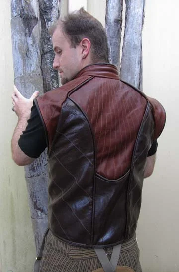 2tone_vest_back.jpg