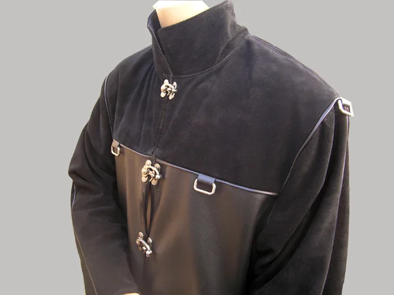 flying_squad_black_detail.jpg
