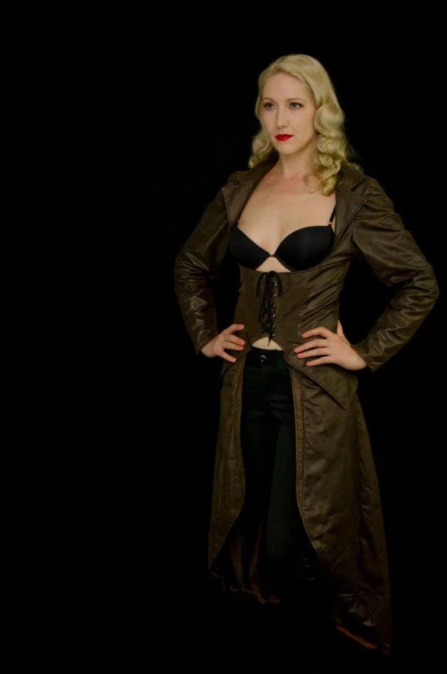 underbust_trench_dist.jpg