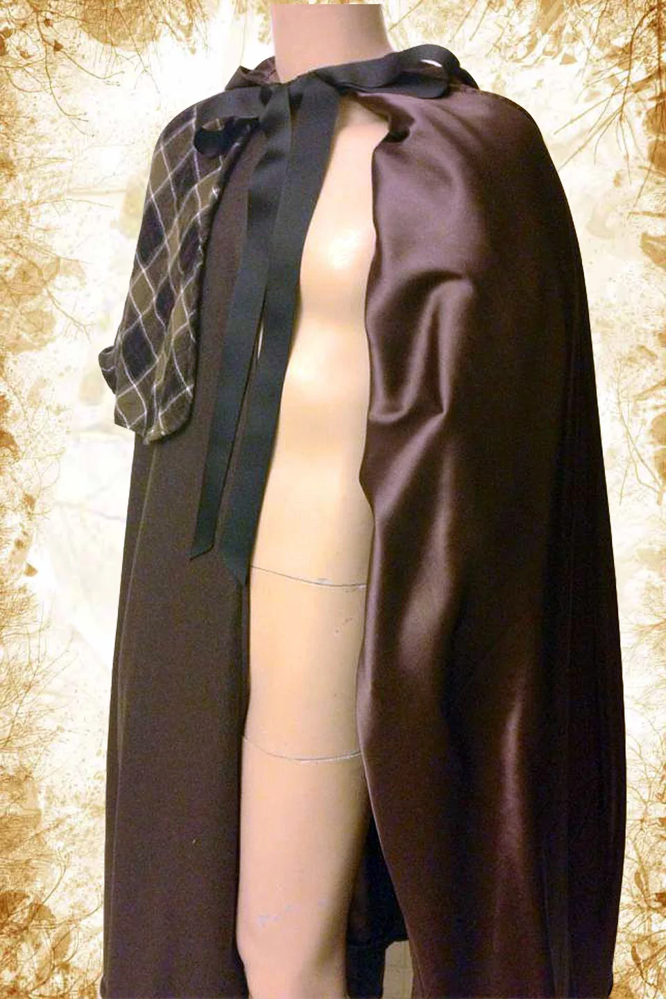 plaid_wool_cloak_lining.jpg