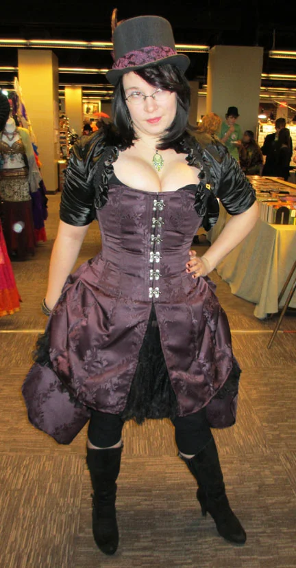purple_corset_with_bustle.jpg