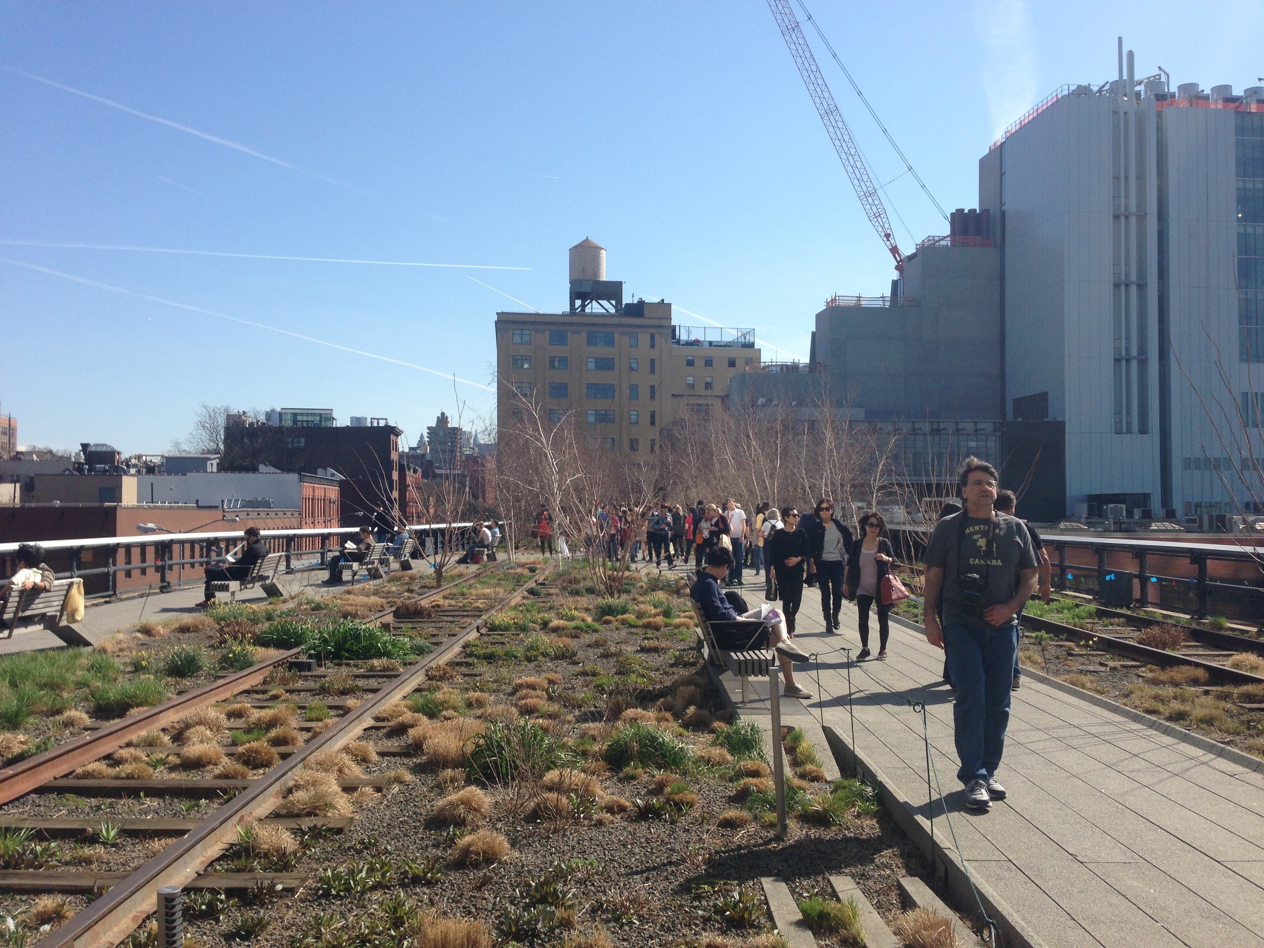 For some tips of places to visit along the High Line please visit this link.