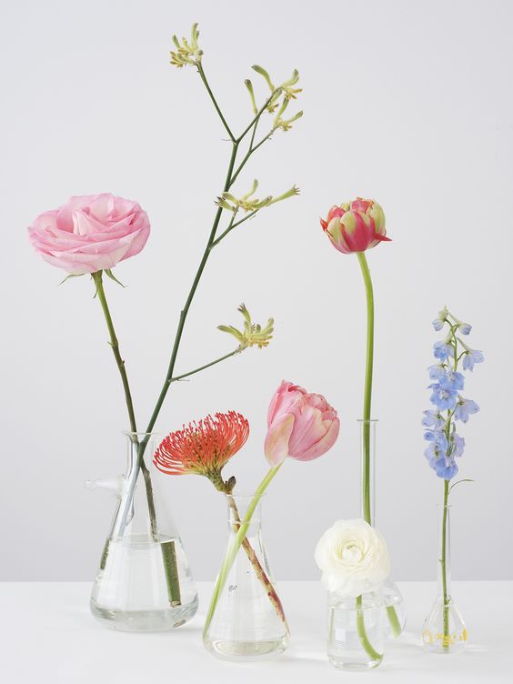 Image via here. My absolute favorite way to display flowers.
