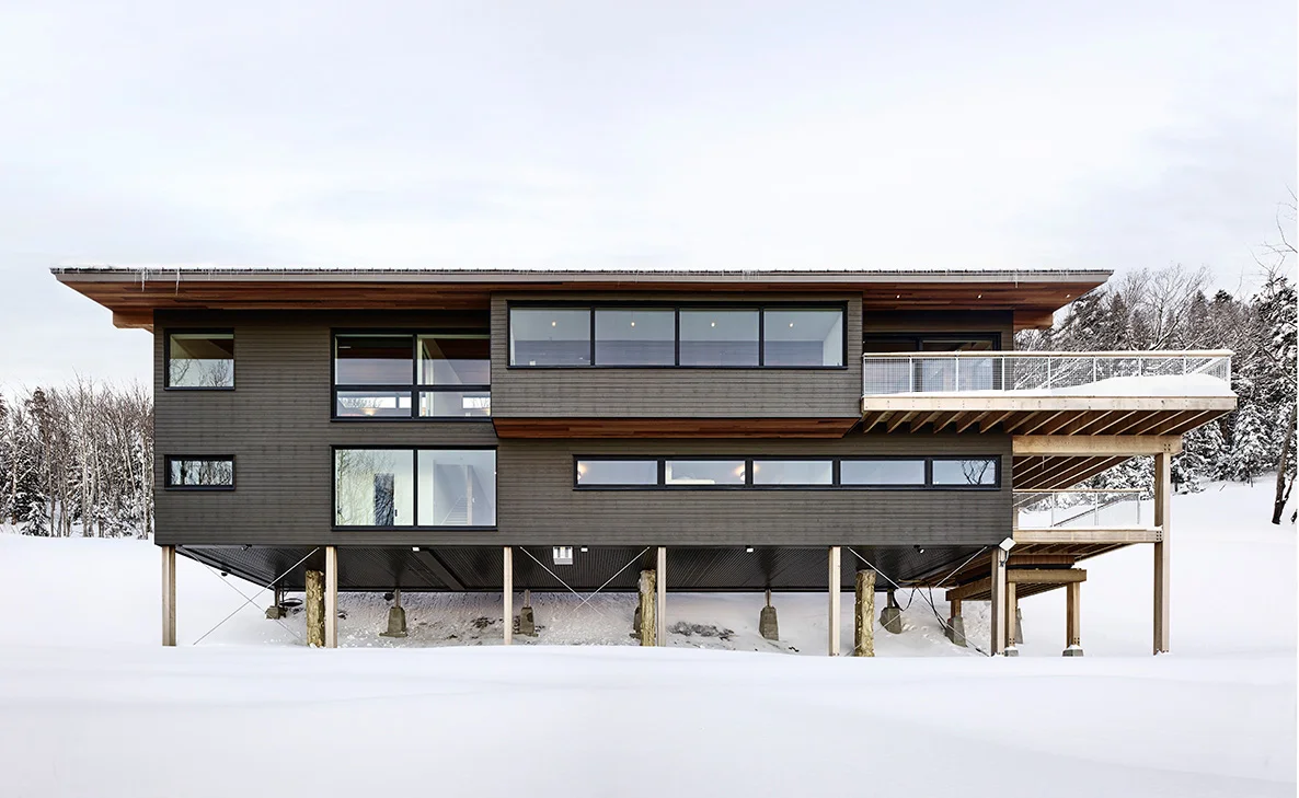 ROBITAILLECURTIS-Chalet-Exterior-Downhill-View.jpg