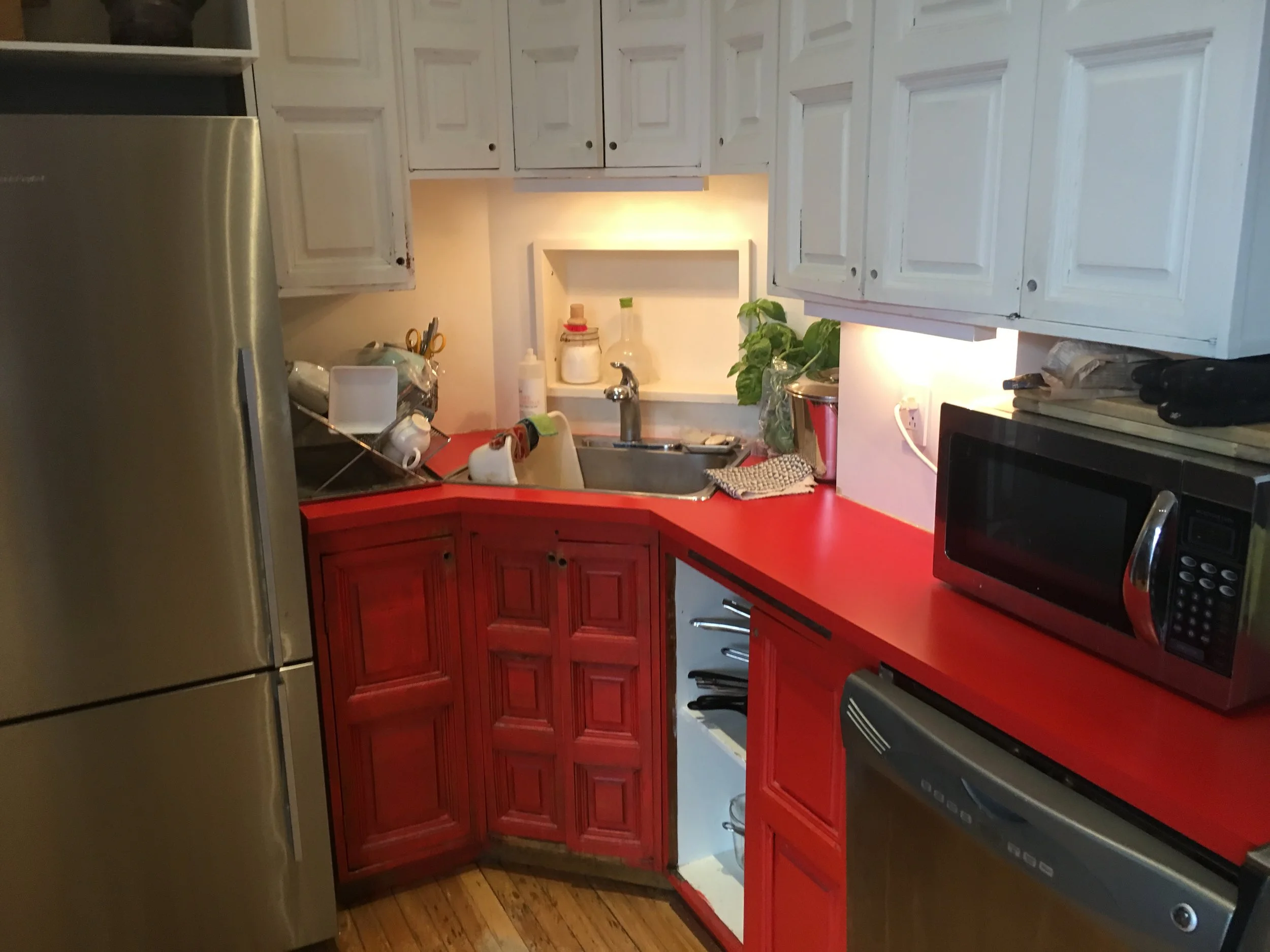 Kitchen (Before)