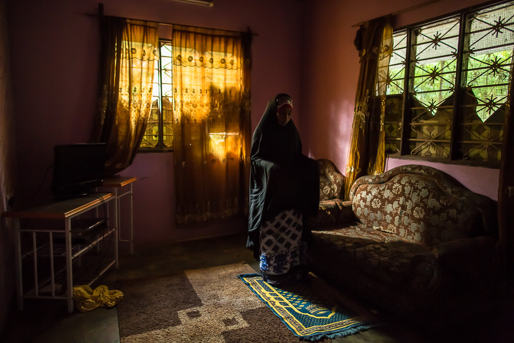  Habiba starts every day with morning prayers. 