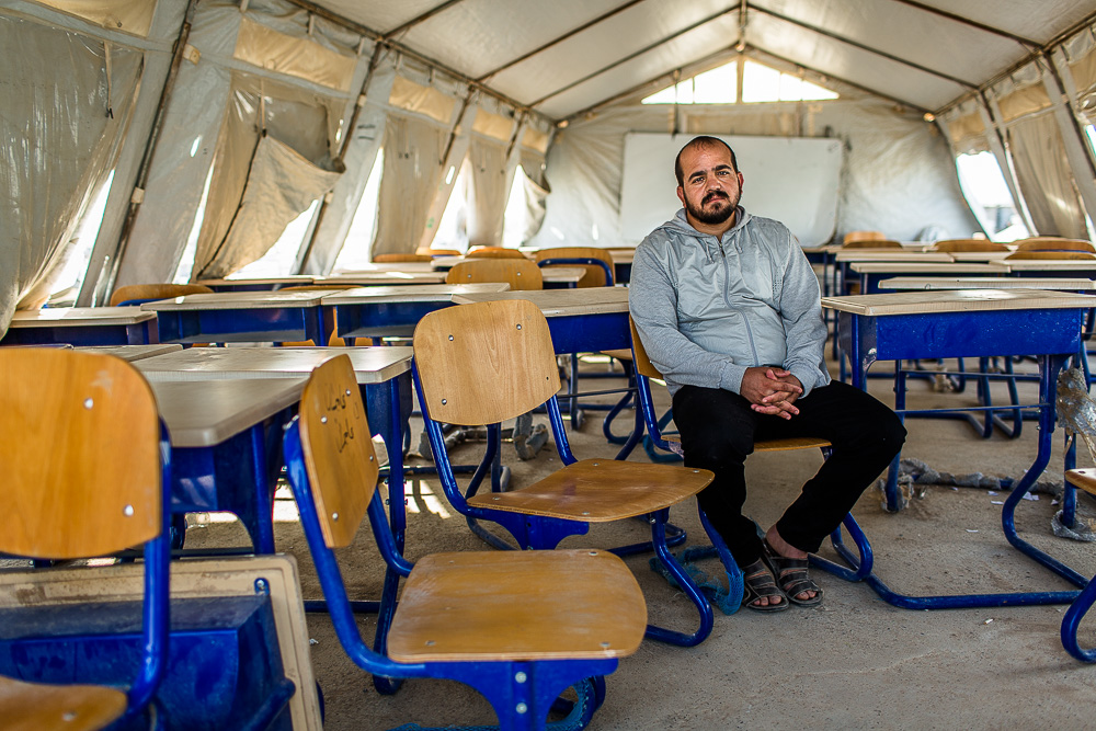 "I haven't received a salary for 4 months. We don't know when we'll get paid again." - Zed (English teacher in a refugee camp for Yazidis in northern Iraq)&nbsp;   Teachers hired to teach internally displaced children in Kurdistand have not been pai