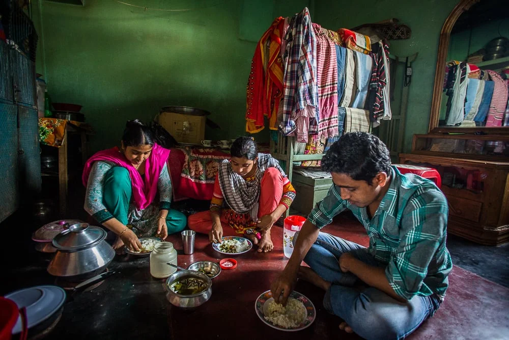 151209-bangladesh-estey-0301-web.jpg