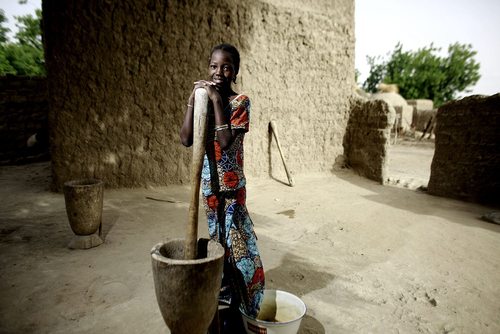  June 10th, 2016


NANA HADIZA, 12
Village: KAGADAMA
Nana Hadiza, 12, of Kagadama village outside Maradi City in Niger is the granddaughter of Fatchima Aboubacar, a member of the first VSLA (MMD), begun in 1991. In June 2016, she had just finished he