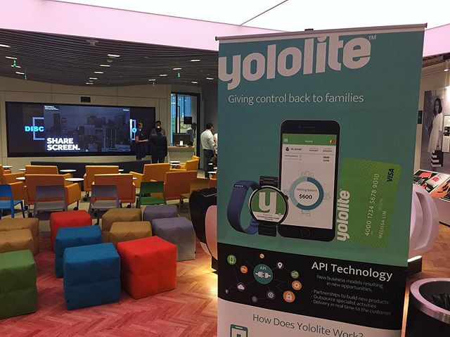It's fintech night at Visa Innovation Lab in Singapore. Yololite is sharing their story with the SG community.