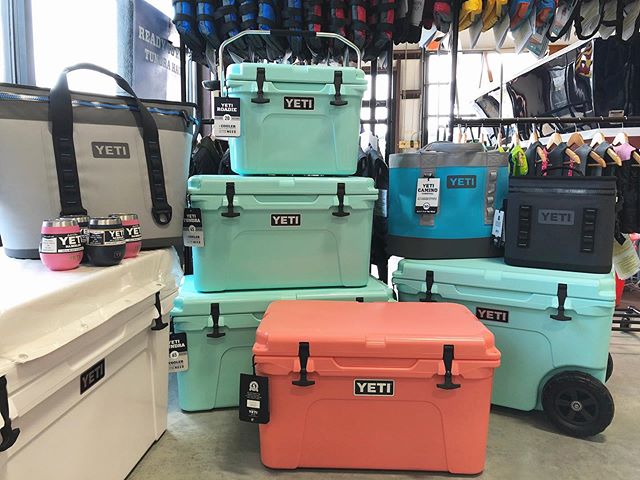 Mother&rsquo;s Day is this Sunday and we have gifts she&rsquo;ll love and special pricing on coral coolers! 
#mothersday #yeticoolers #capecod #seafoamyeti #yeticaminocarryall #campbellsboatworks