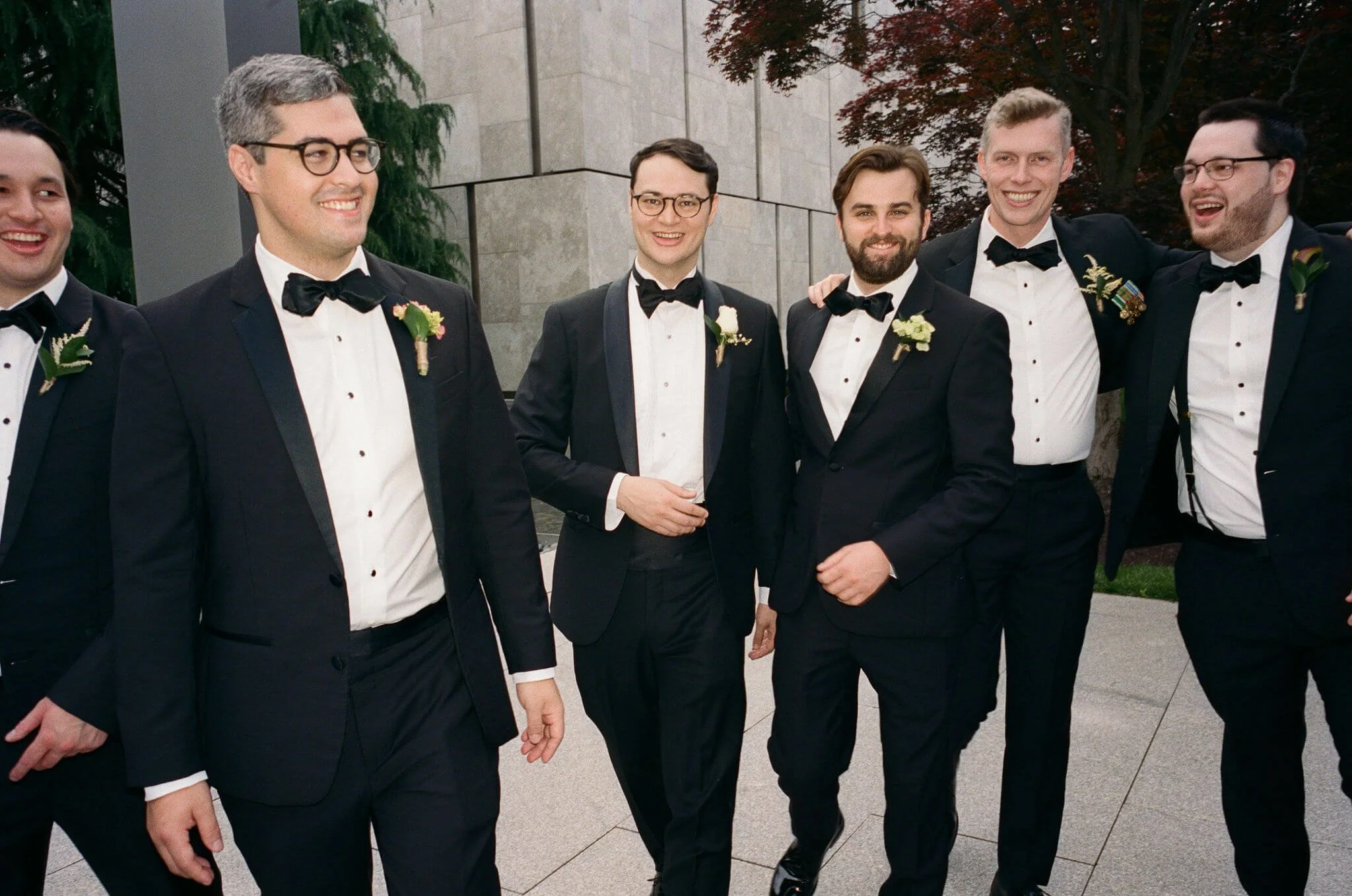 film wedding photography barnes foundation philadelphia museum art