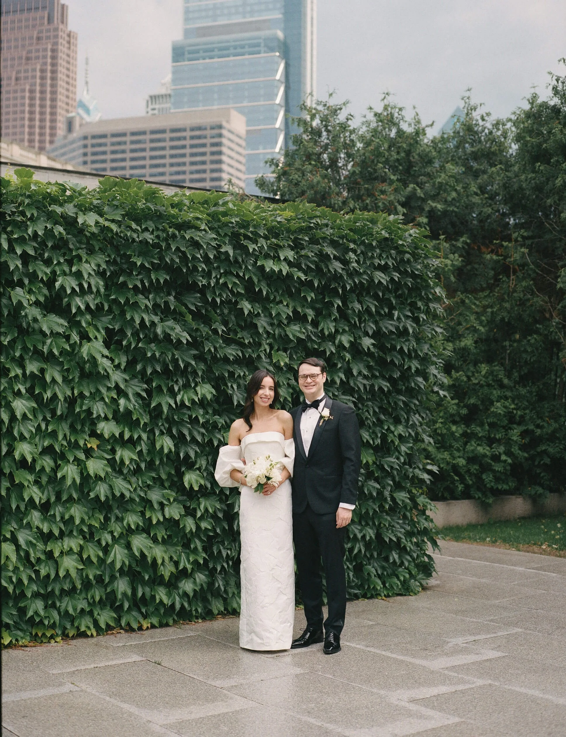 film wedding photography barnes foundation philadelphia museum art