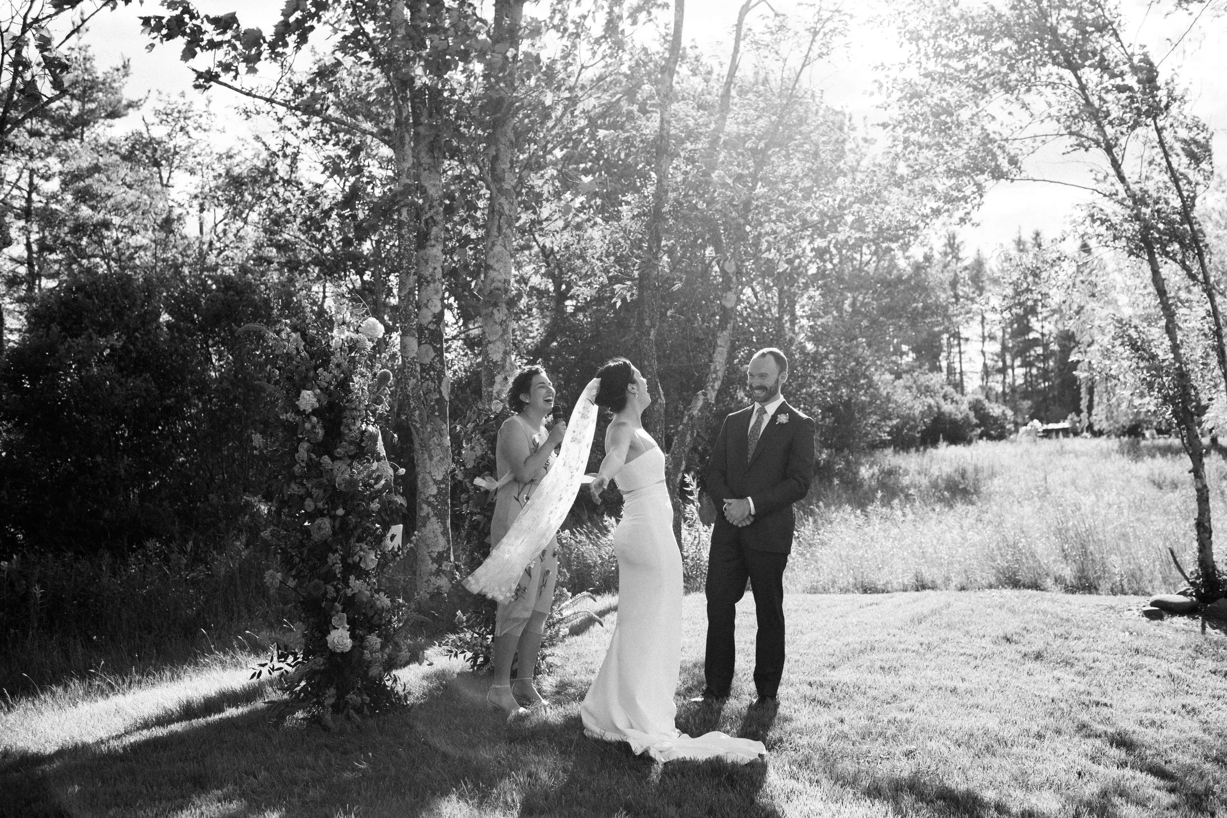 hudson valley film wedding photographer catskills arnold house
