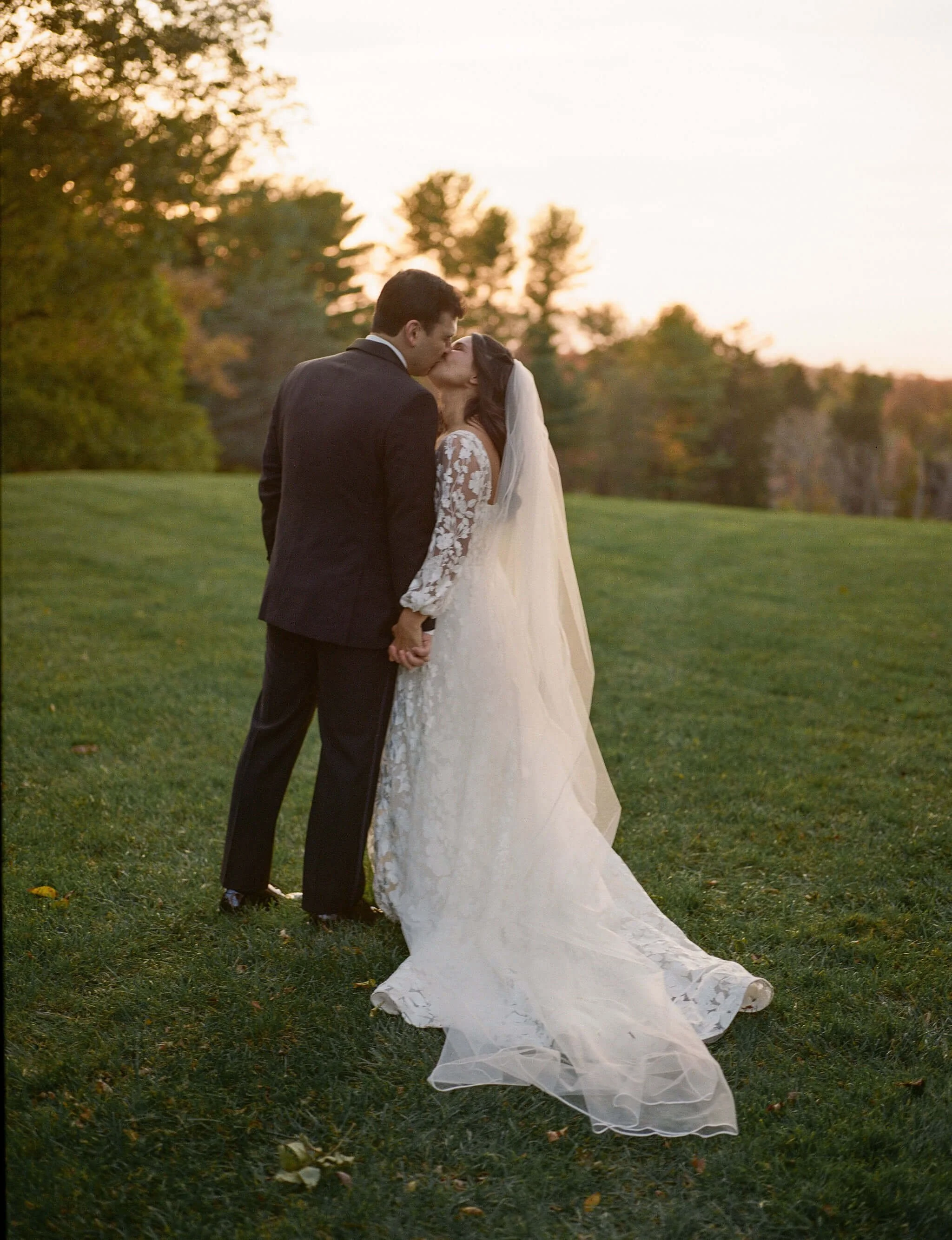 film-wedding-photographer-greenville-country-club-wilmington-delaware32.jpg
