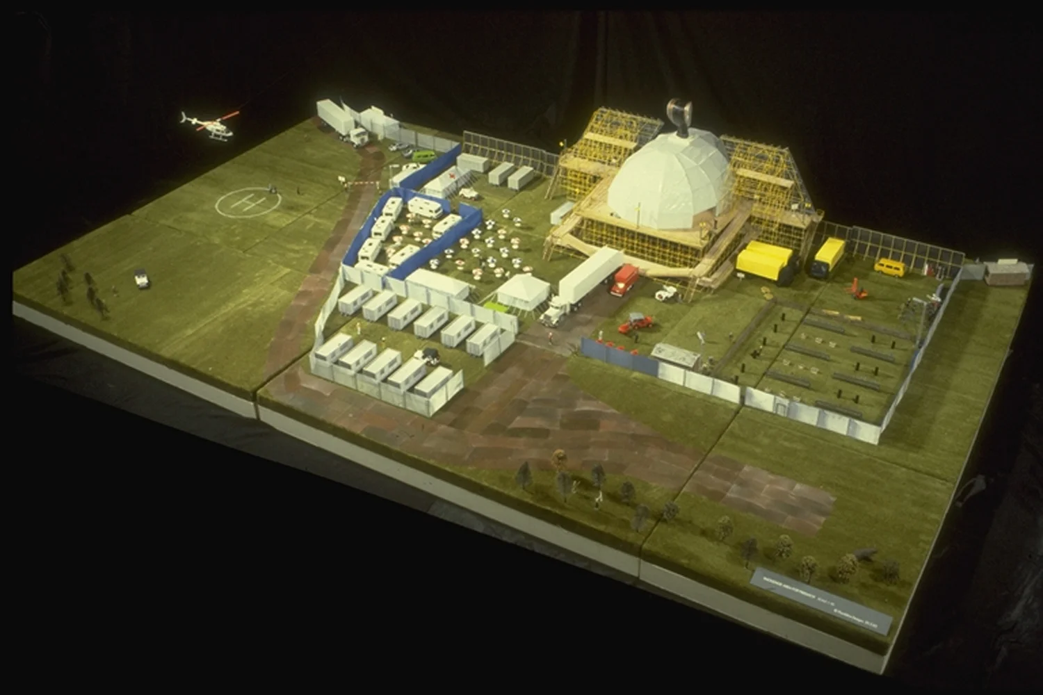 Predator - model #2.jpg