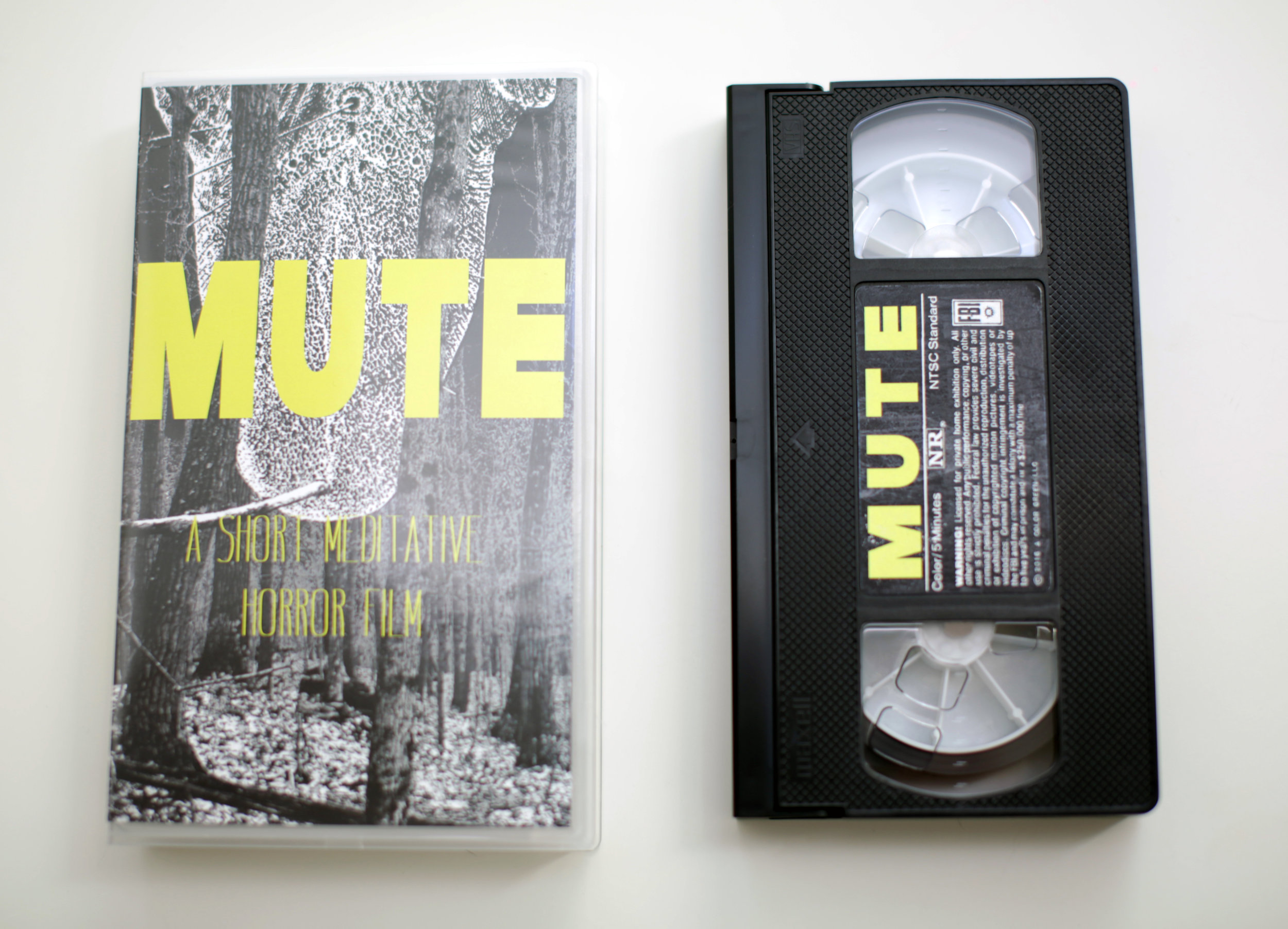 MUTE_CASE&TAPE1.jpg