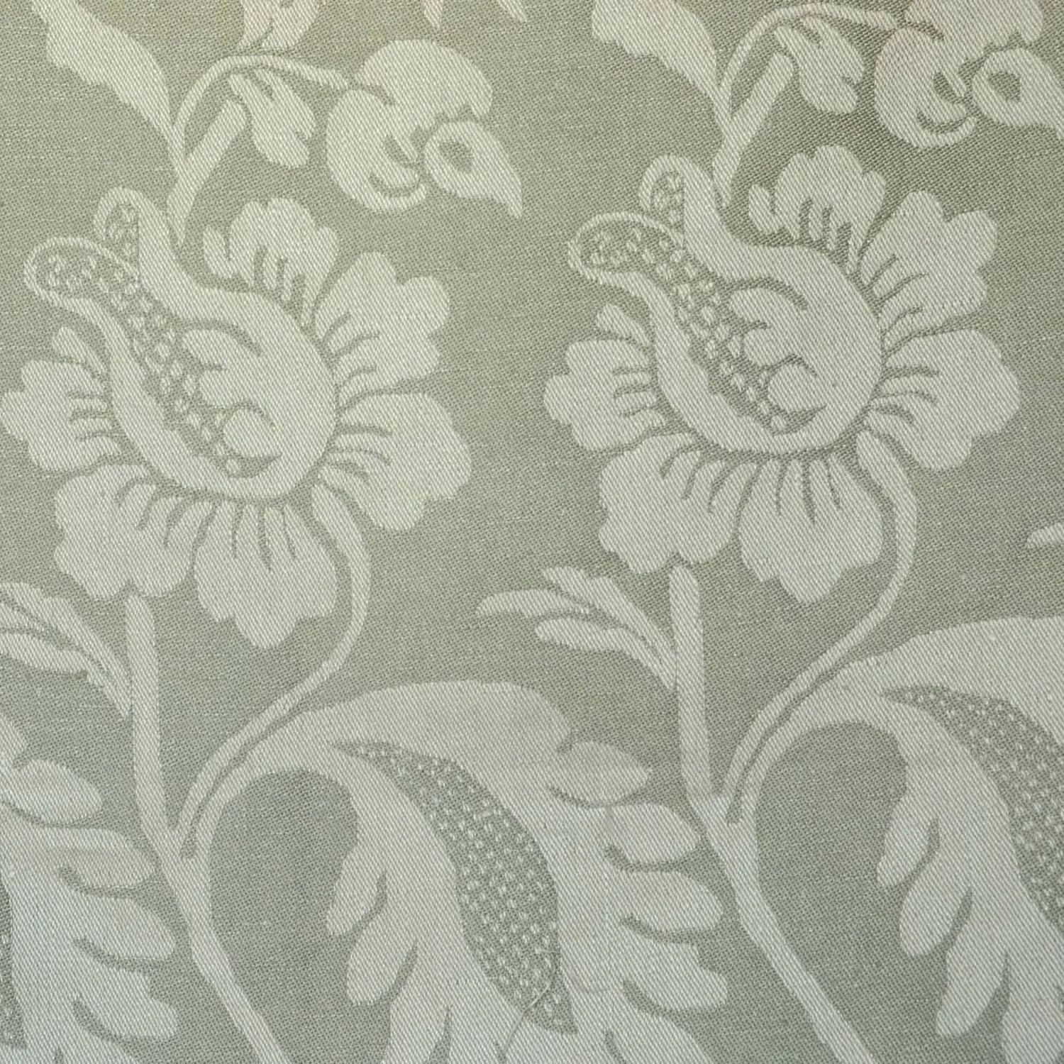 <p><strong>ONSLOW</strong>green 2200-02<a href=/collection-5/onslow-green-2200-02>More →</a></p>