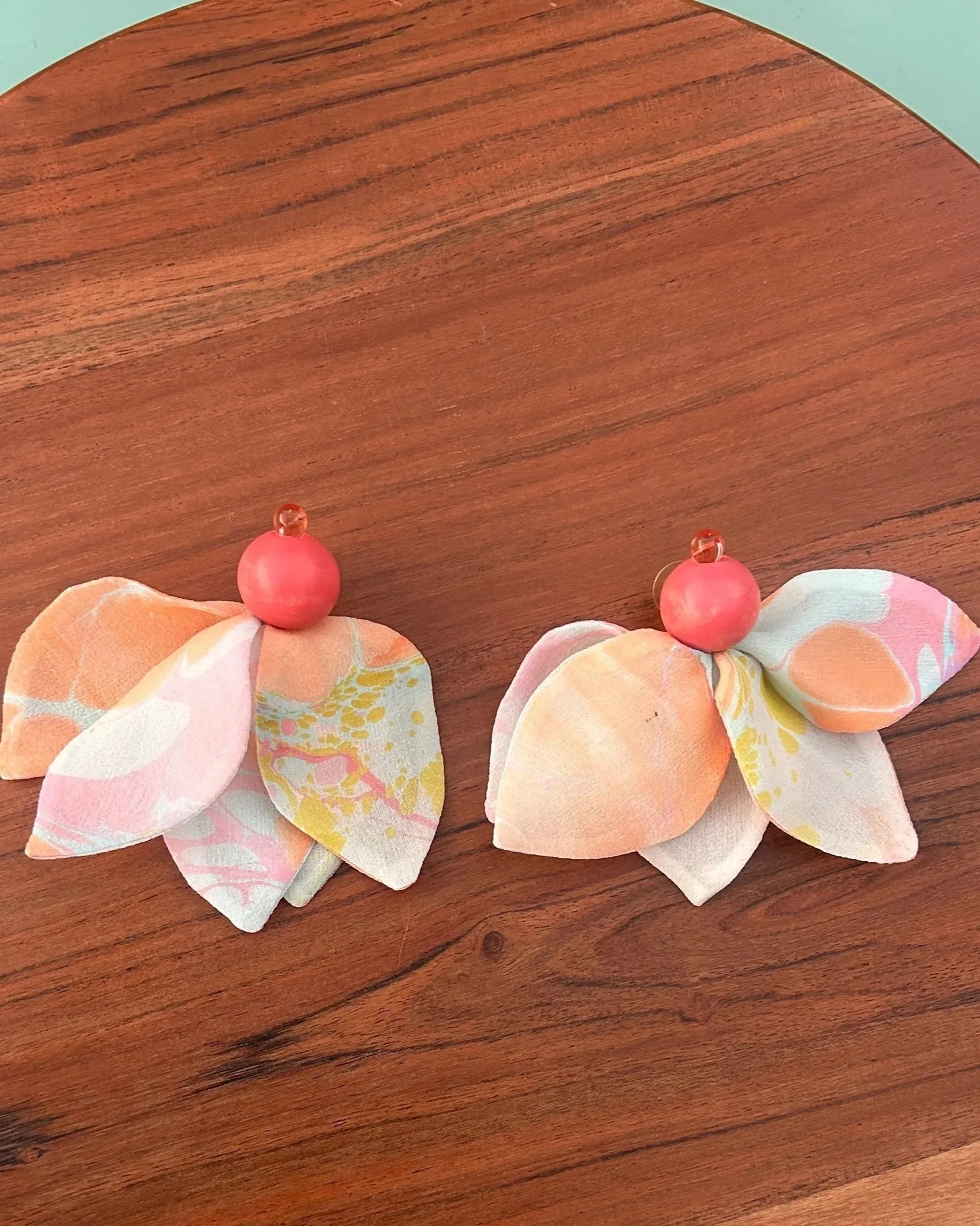 Silk Marbled Earrings-Coral
