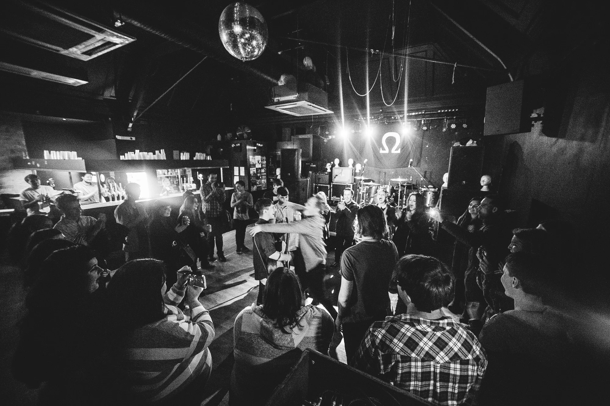 bigsixes_tour_151.jpg