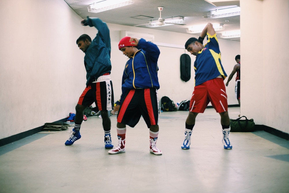 Warm up drills (© Lee Bazalgette)