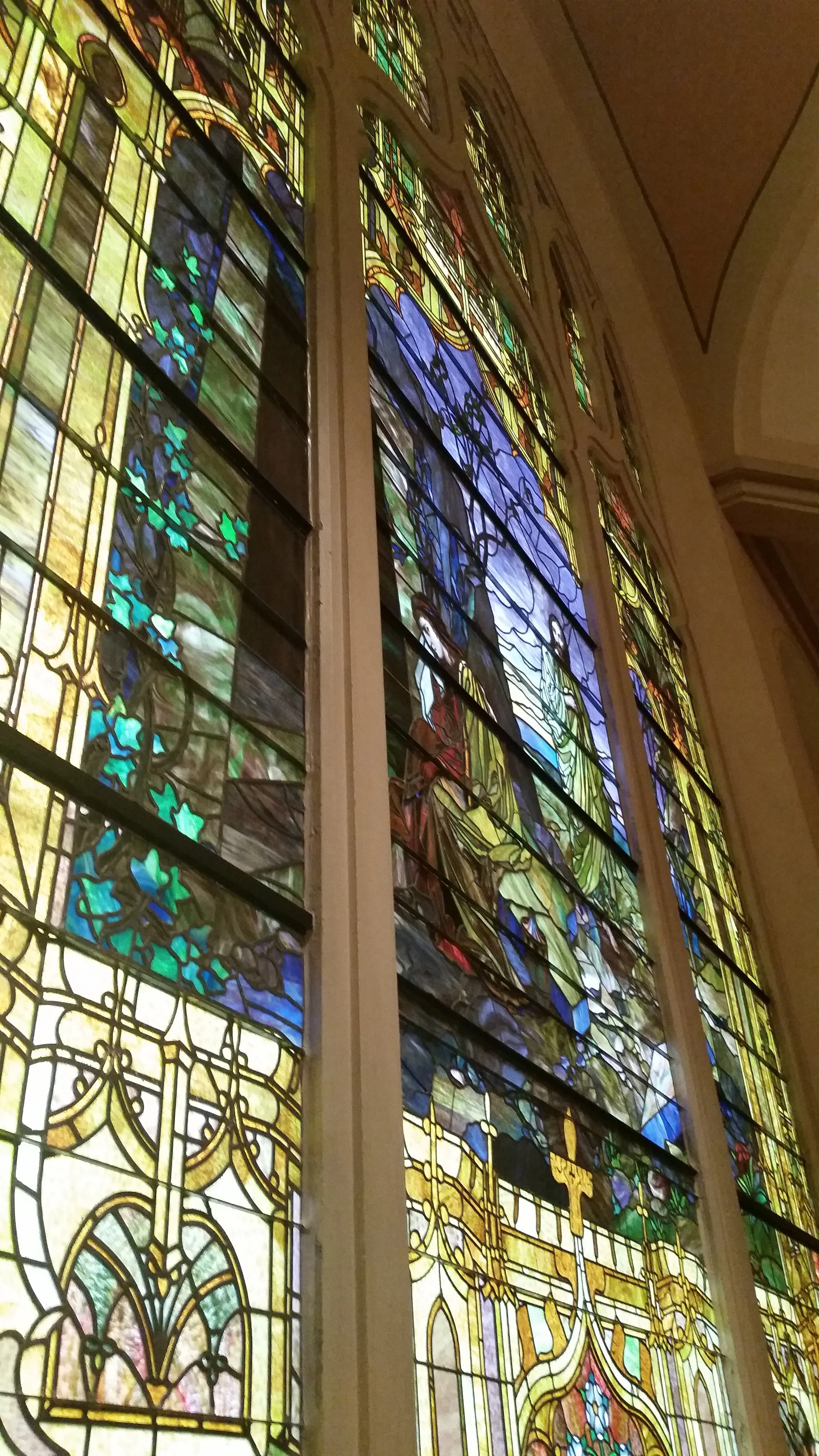 Aren't the stained glass windows gorgeous?