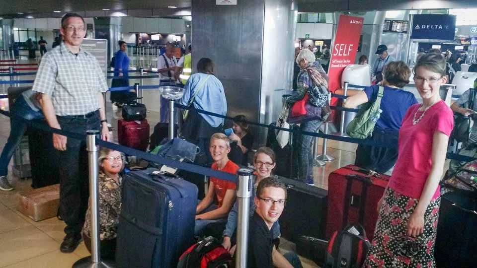 Hanging out at the Guatemalan airport as we wait for our flight home. Boy, were we ever glad we got there early, as the line soon stretched all the way to the double doors! 