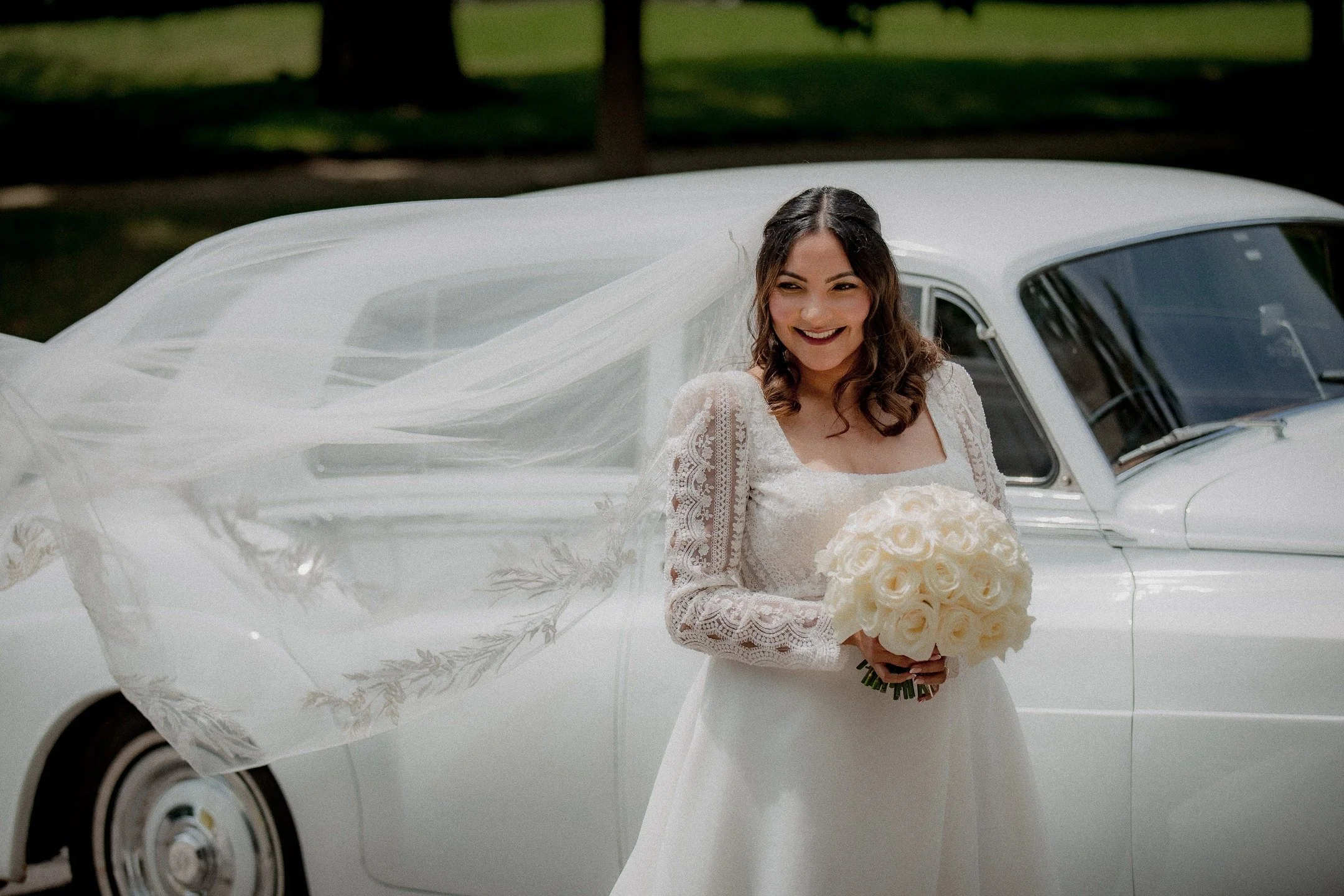 What do you do with a vintage Rolls Royce and a new bride? Take pictures of course! (PS. The engine on this thing sounded like literal gunfire.)
.
.
.
.
.
#weddingphotographer #torontoweddingphotography #torontoweddingphotographer #weddinghighlights 