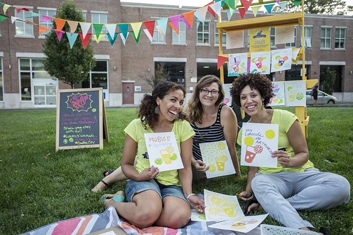 Lemonade_Stand_South_St_EDIT_DCP_0045.jpg