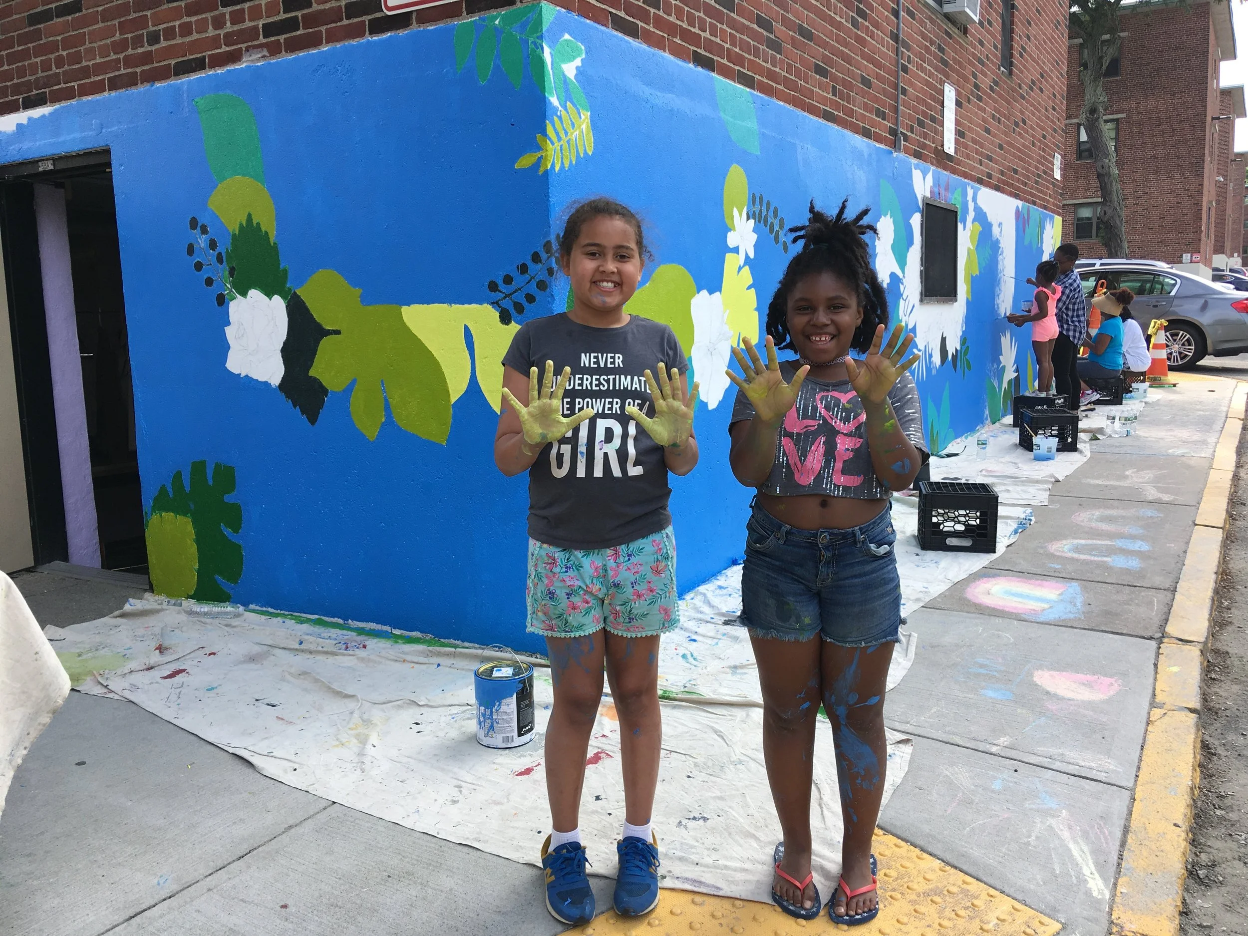 BrooklineMural_CommunityPaintDay_038.JPG