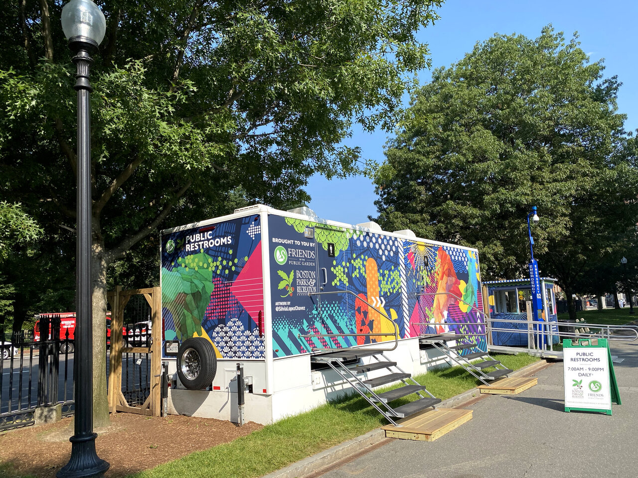 BostonCommonTrailerMural_4953_Sm.JPG