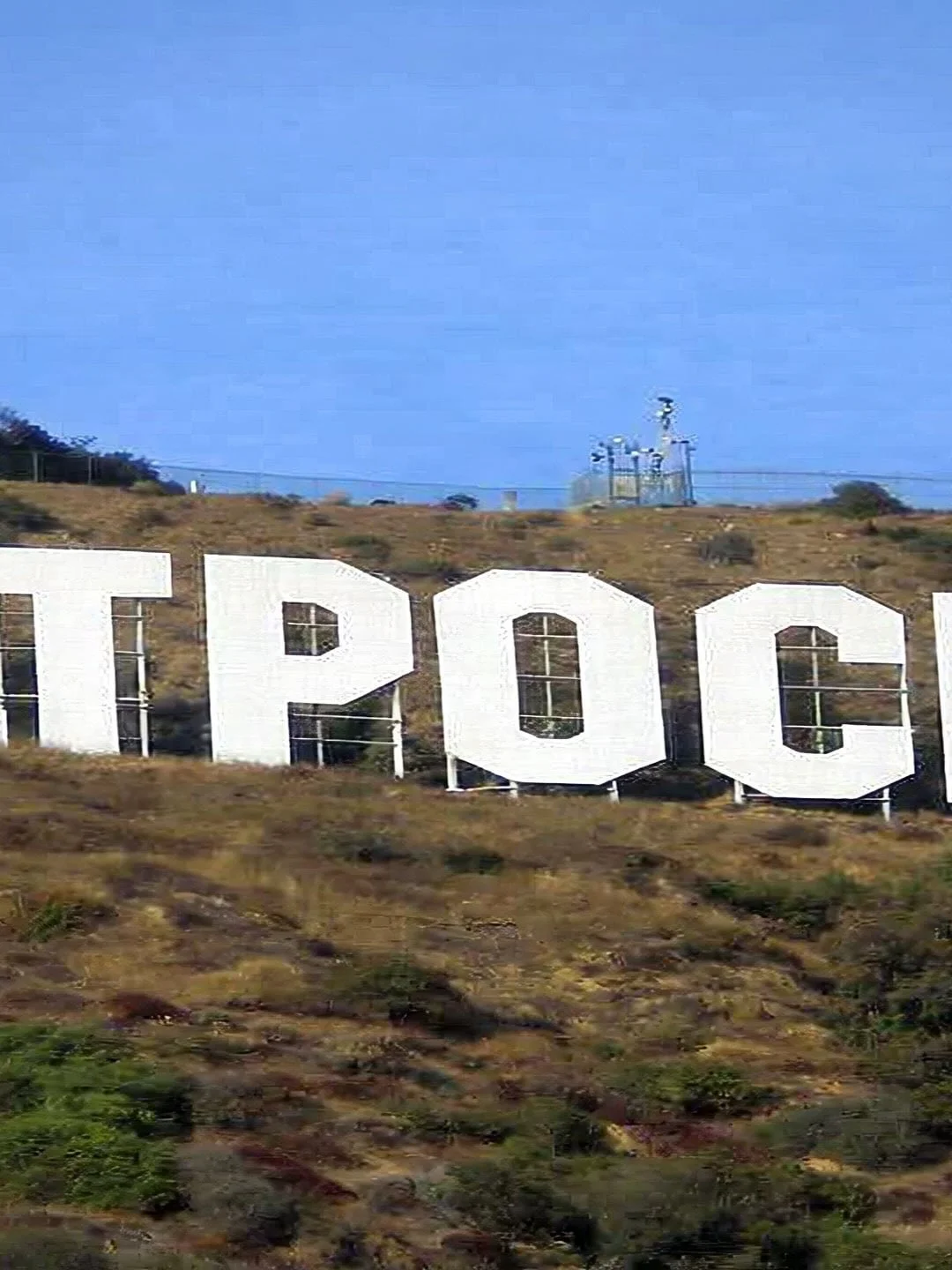 Reminiscing about our time in CA. We need some of that weather. 
#teamweltpocket 
#hollywood 
#weltpocket