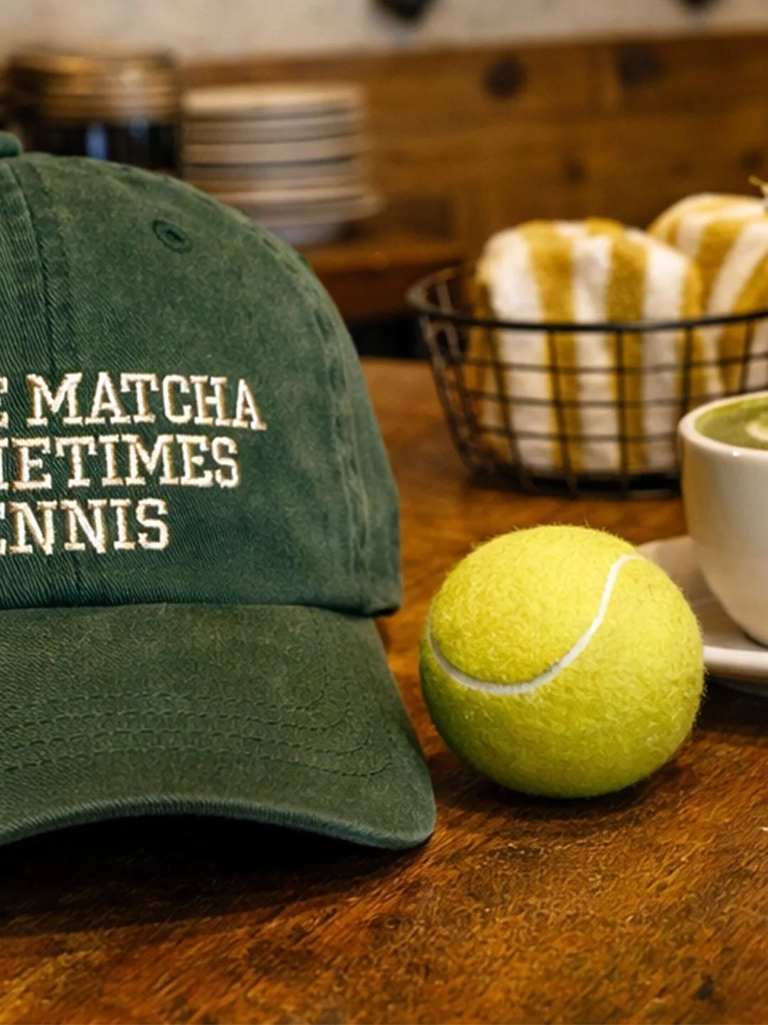 Aren&rsquo;t we all #coffeeplayers?
..
.
.
.
#matchalatte 
#tennisplayer 
#weltpocket
#rolandgarros