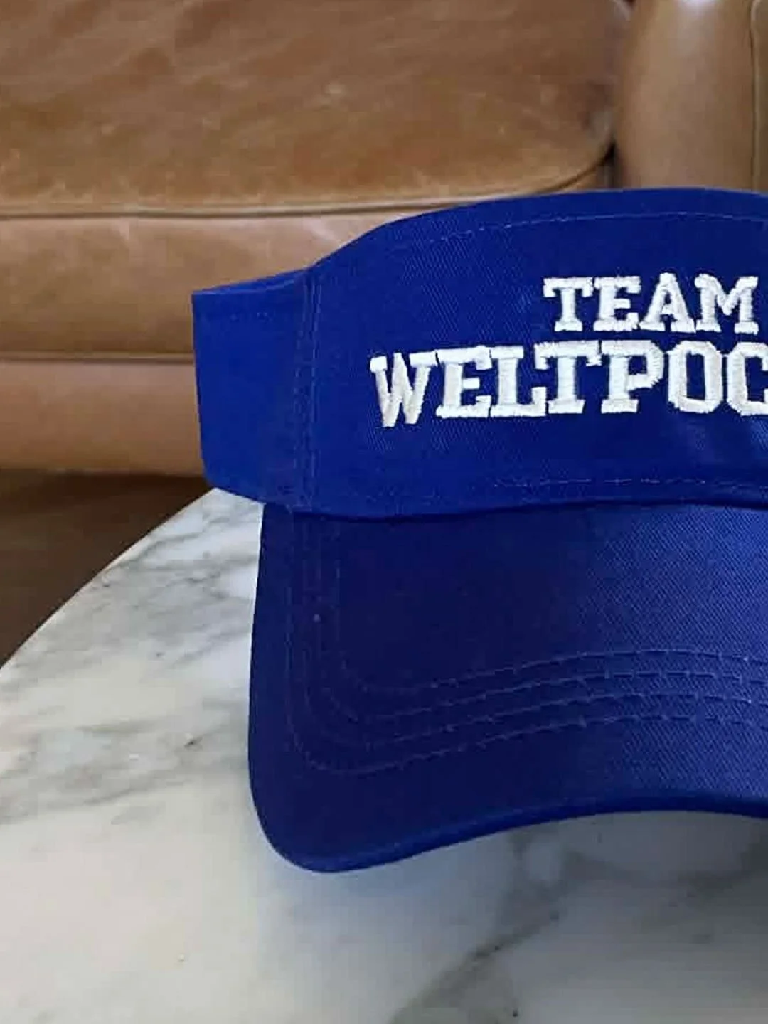 Listen to the coach! 
With #teamweltpocket you always take home a &lsquo;W&rsquo;. 
.
.
.
.
.
#tennisvisor 
#visorhat 
#hatoftheday