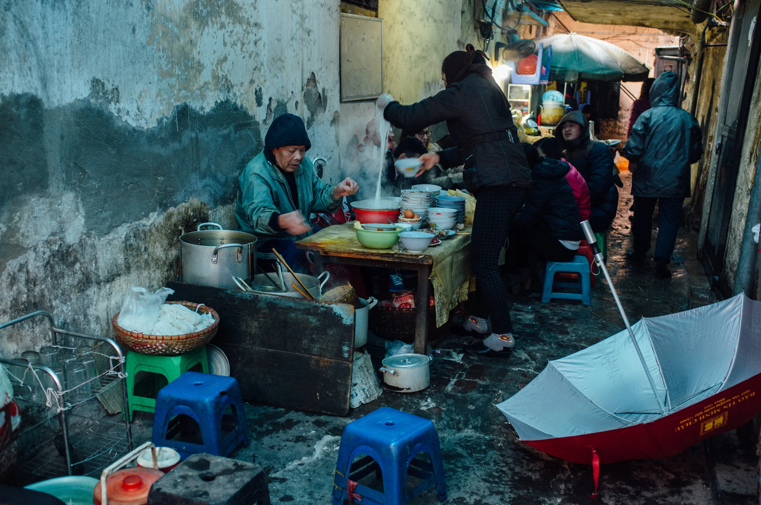 Hanoi: alleys hold delicious secrets